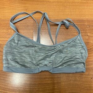 Women’s unbranded yoga top